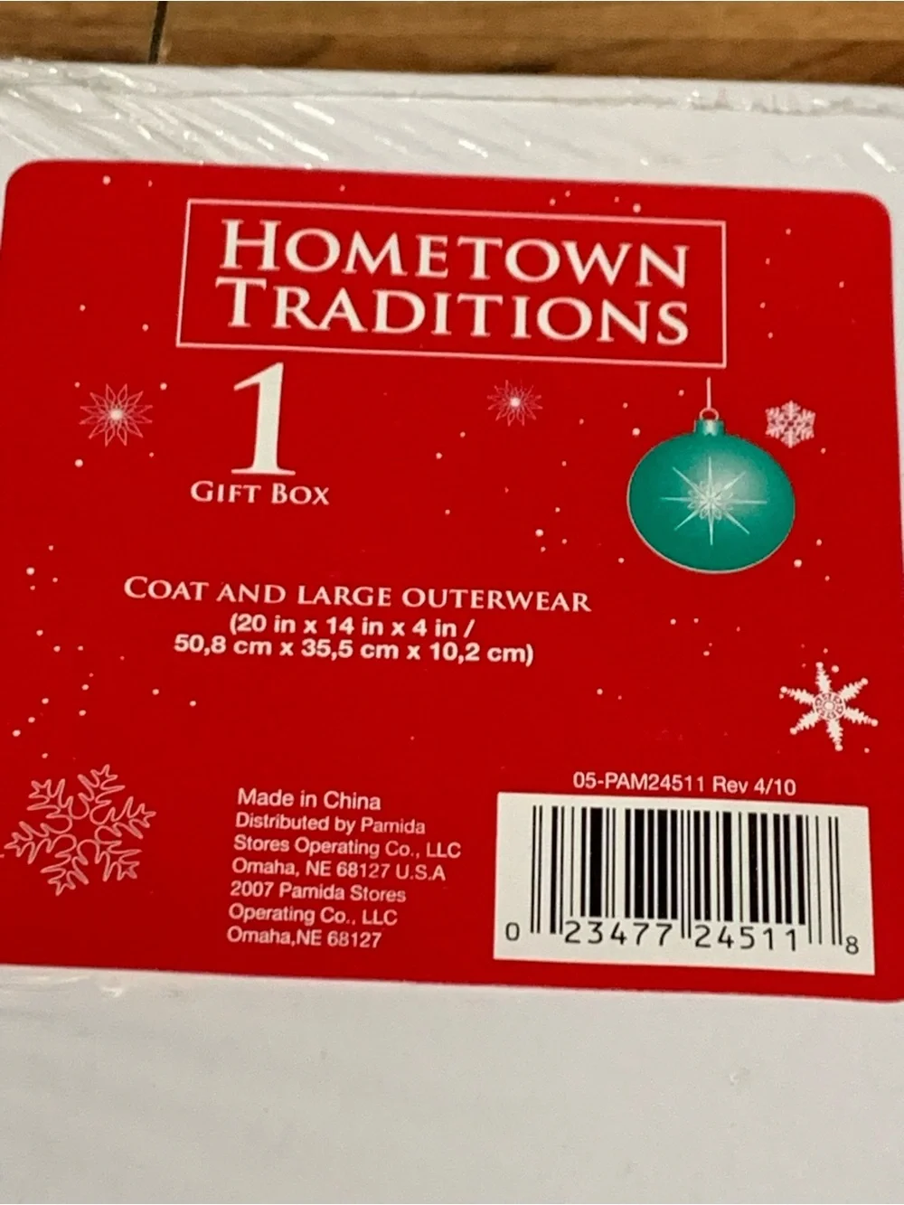 Lot of 22 White Gift Boxes with Lids for Clothes Coats Robes Large Gifts